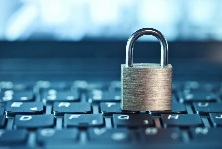 Cyber Resilience Act (CRA) : obligations, dates clés et sanctions